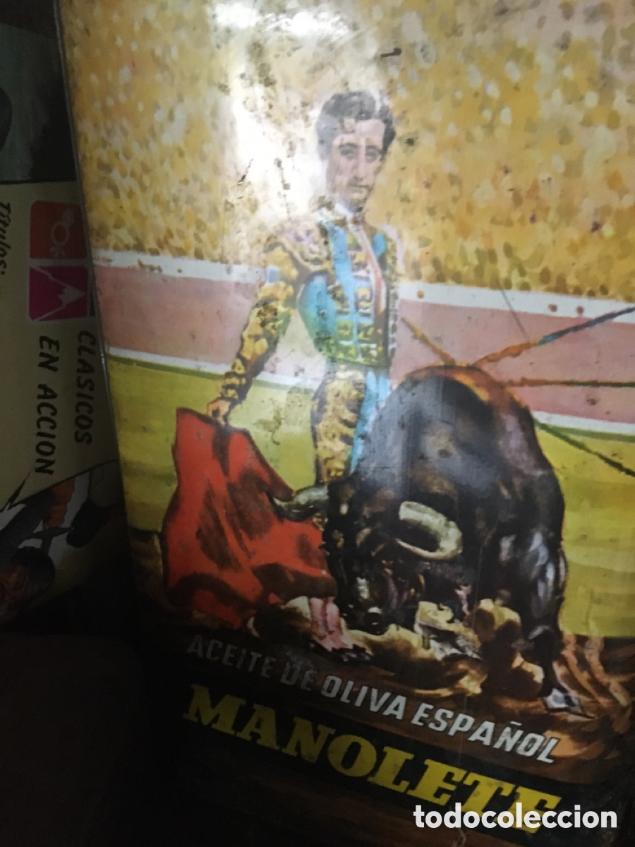 Antig&uuml;edades: Lata antigua Manolete - Foto 1