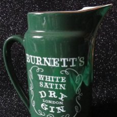 Antigüedades: JARRA DE CERAMICA BURNETT'S WHITE SATIN DRY GIN LONDON - WADE PDM ENGLAND - ENTREGA EN MANO -