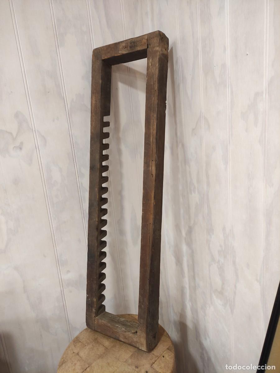 Antig&uuml;edades: Escurre platos madera - Foto 5