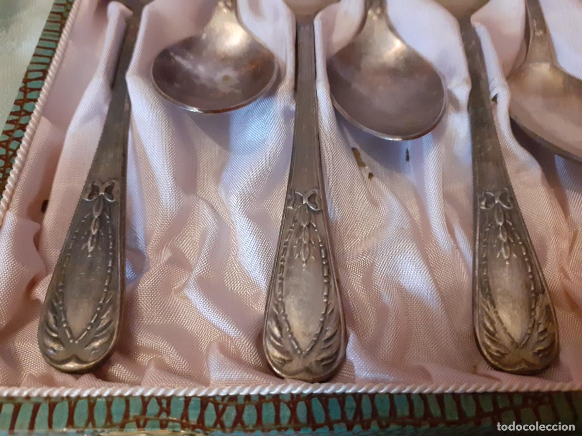 Antig&uuml;edades: Lote de doce Antiguas cucharas plateadas - Foto 2