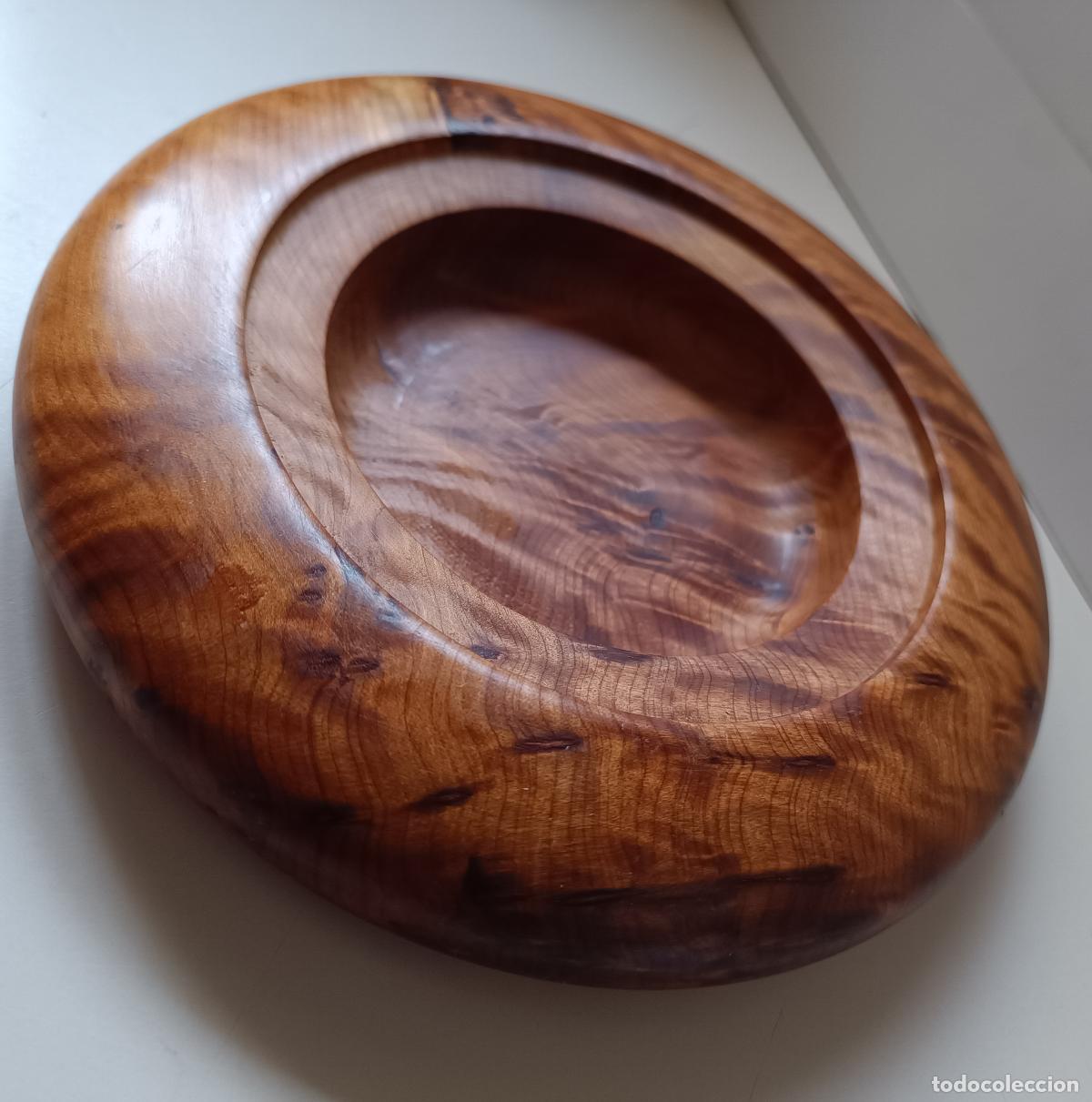 Antig&uuml;edades: PLATO DE MADERA DE UNA PIEZA. (Made in Turkey) - Foto 1