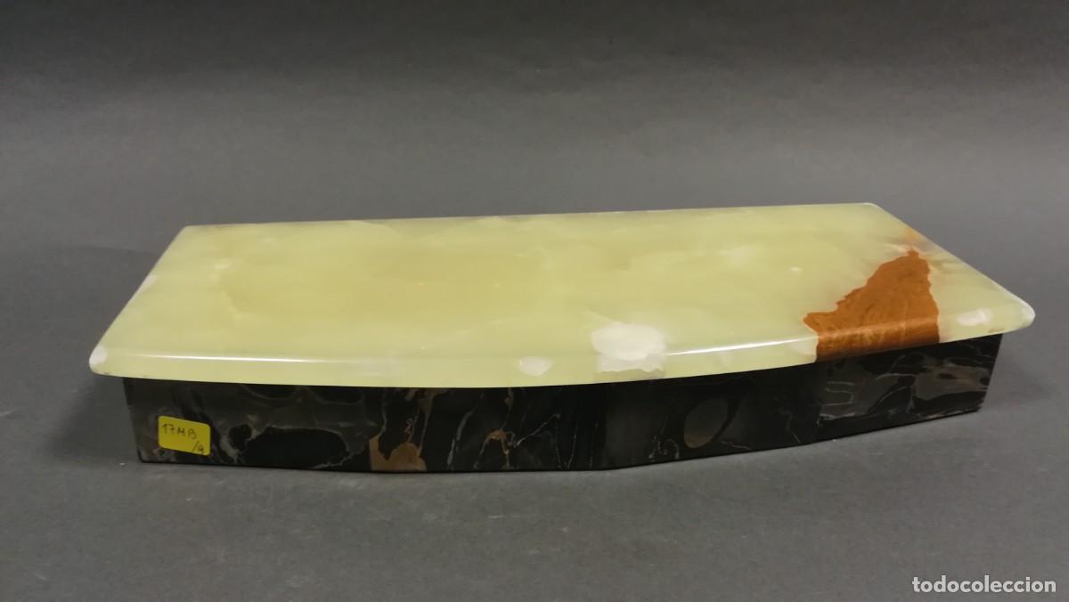 Antig&uuml;edades: BASE RECTANGULAR DE ONIX VERDE Y ONIZ PAKISTAN NEGRO - Foto 1