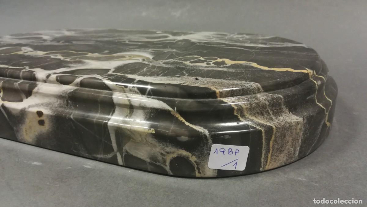 Antig&uuml;edades: BASE DE MARMOL NEGRO DE PORTORO - Foto 2