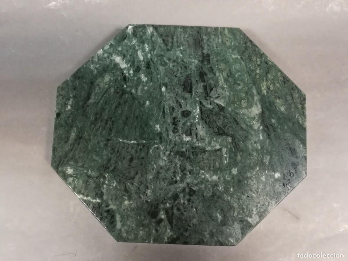 Antig&uuml;edades: BASE OCTOGONAL DE MARMOL VERDE MACAEL - Foto 3