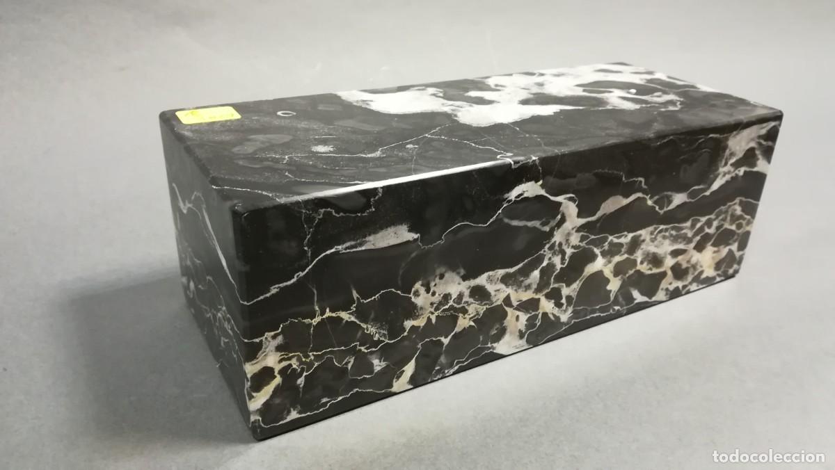 Antig&uuml;edades: BASE RECTANGULAR DE MARMOL NEGRO PORTORO - Foto 3
