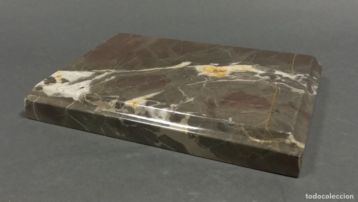 Antig&uuml;edades: BASE DE MARMOL GRIS RECTANGULAR - Foto 2
