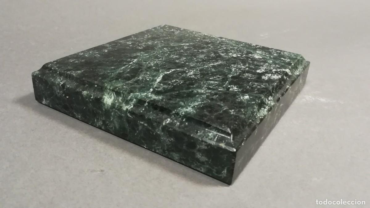 Antig&uuml;edades: BASE DE MARMOL VERDE DE MACAEL - Foto 3