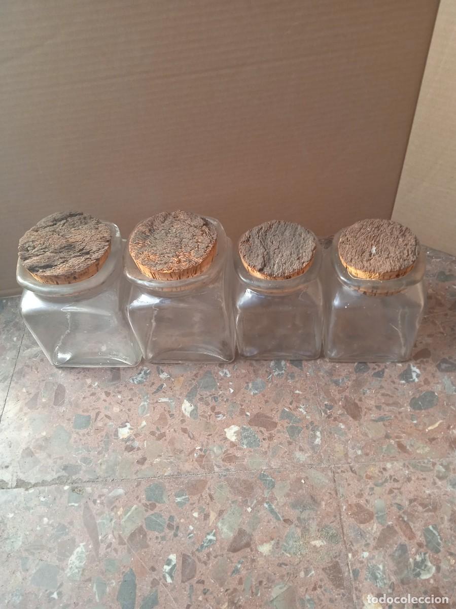 Antig&uuml;edades: Lote de botes de cristal - Foto 1
