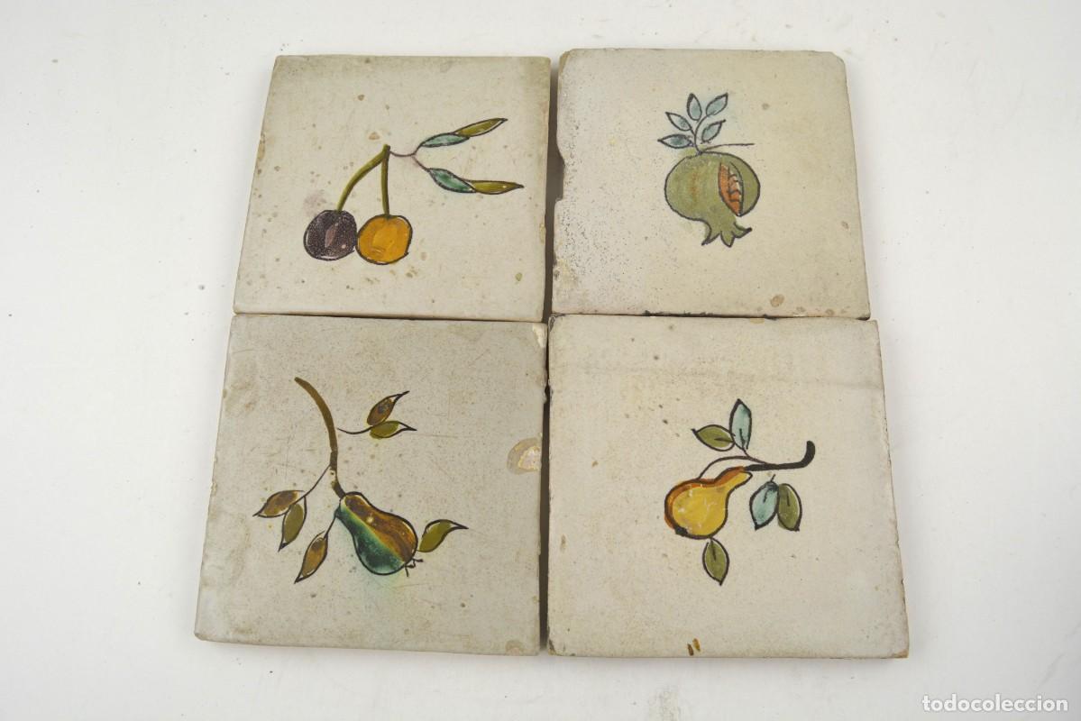 Antig&uuml;edades: Conjunto de azulejos antiguos con frutas. - Foto 1