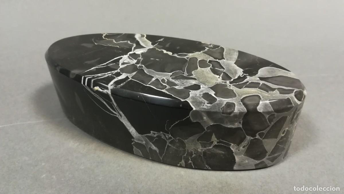 Antig&uuml;edades: BASE DE M&Aacute;RMOL DE PORTORO ELIPTICA - Foto 3