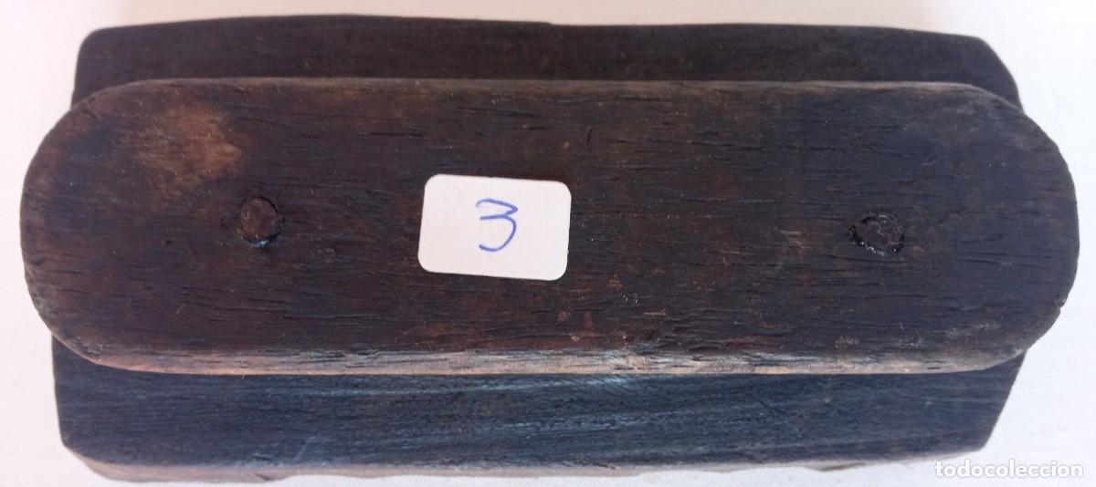 Antig&uuml;edades: Molde estampaci&oacute;n en madera tallada. - Foto 2