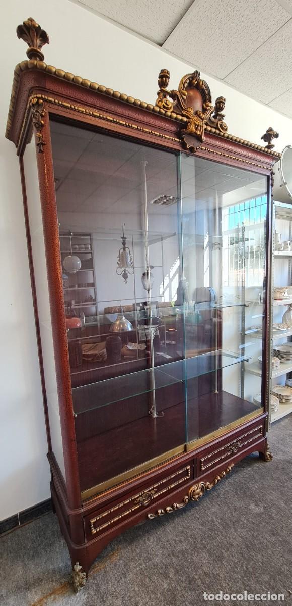 Antig&uuml;edades: Vitrina de Caoba Alfonsina - Foto 3