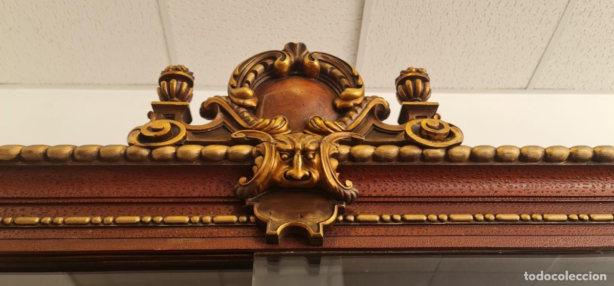 Antig&uuml;edades: Vitrina de Caoba Alfonsina - Foto 5