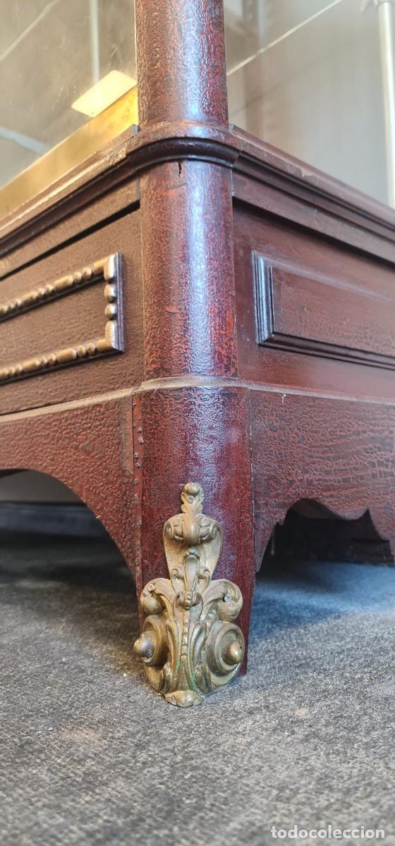 Antig&uuml;edades: Vitrina de Caoba Alfonsina - Foto 7