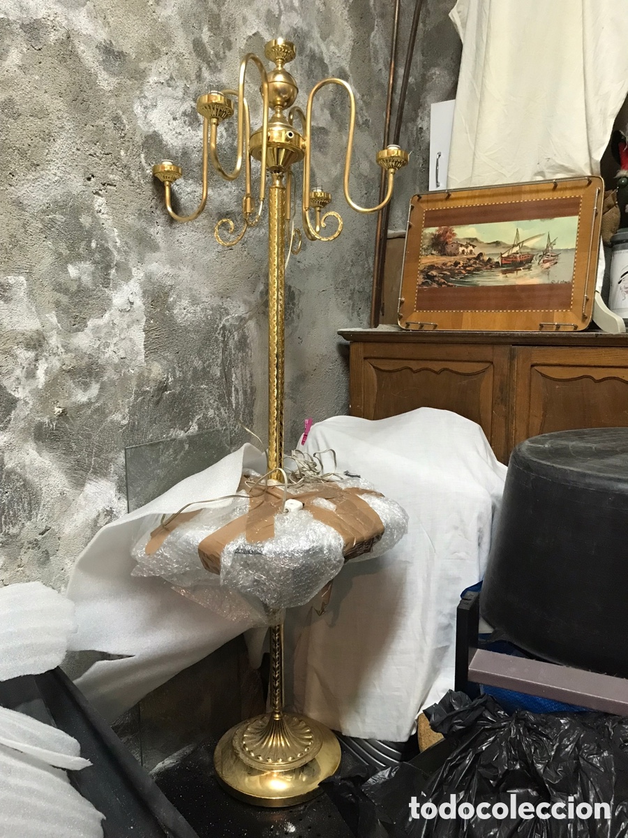 Antig&uuml;edades: L&aacute;mpara tallada de pie telefonera - Foto 1