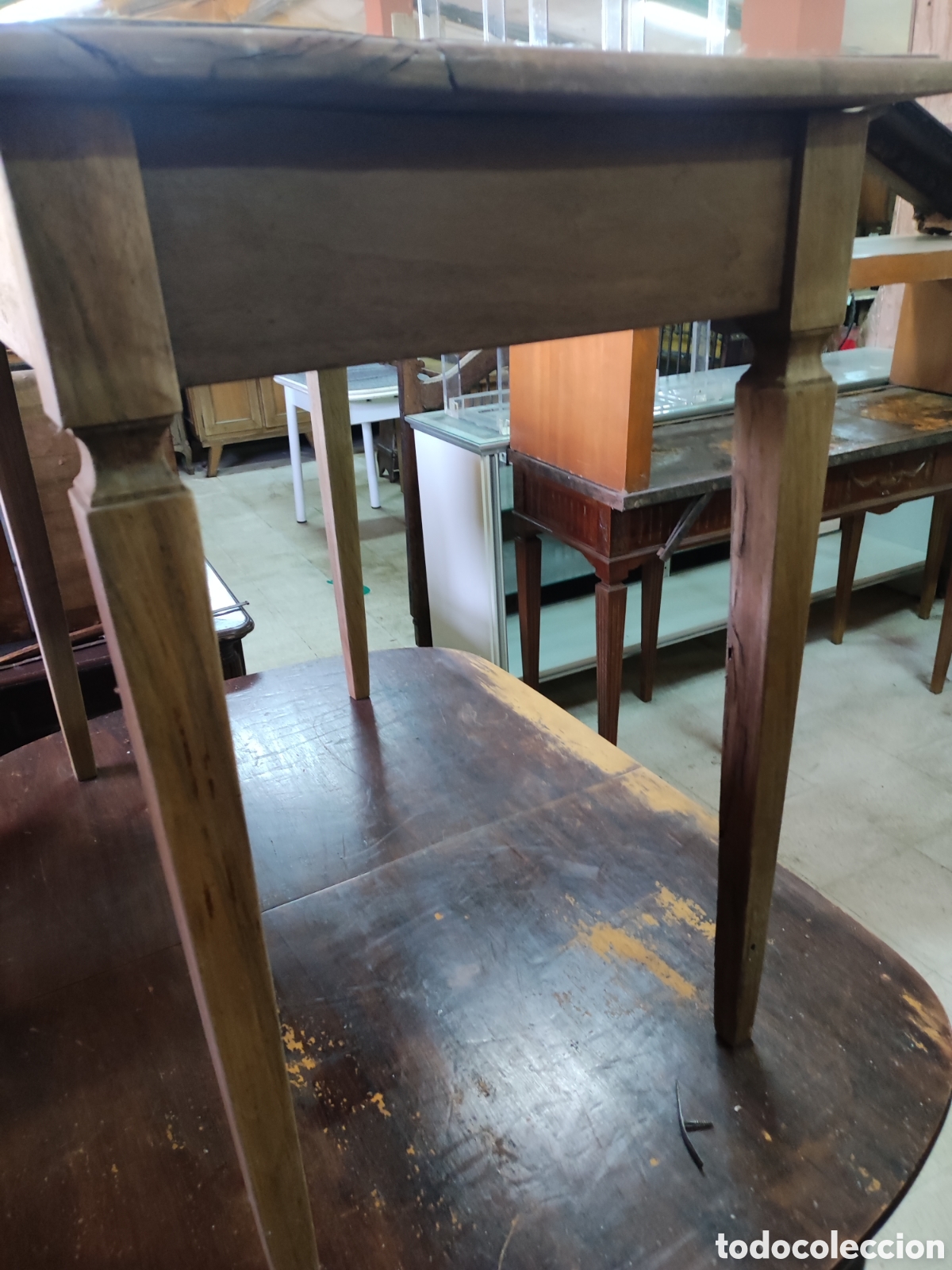 Antig&uuml;edades: Mesa con caj&oacute;n - Foto 4