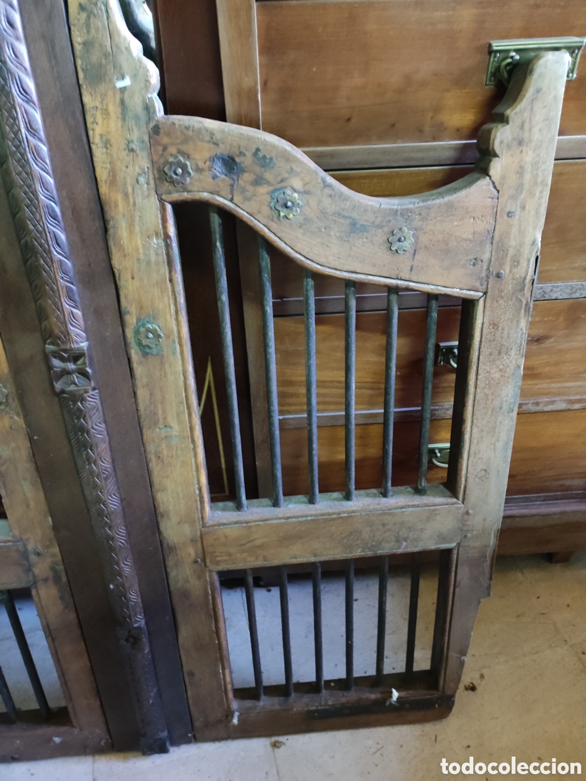 Antig&uuml;edades: Pareja puertas cabecero cama - Foto 2