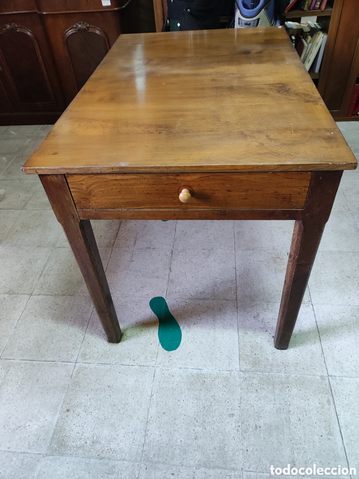 Antig&uuml;edades: Mesa con dos cajones laterales - Foto 1