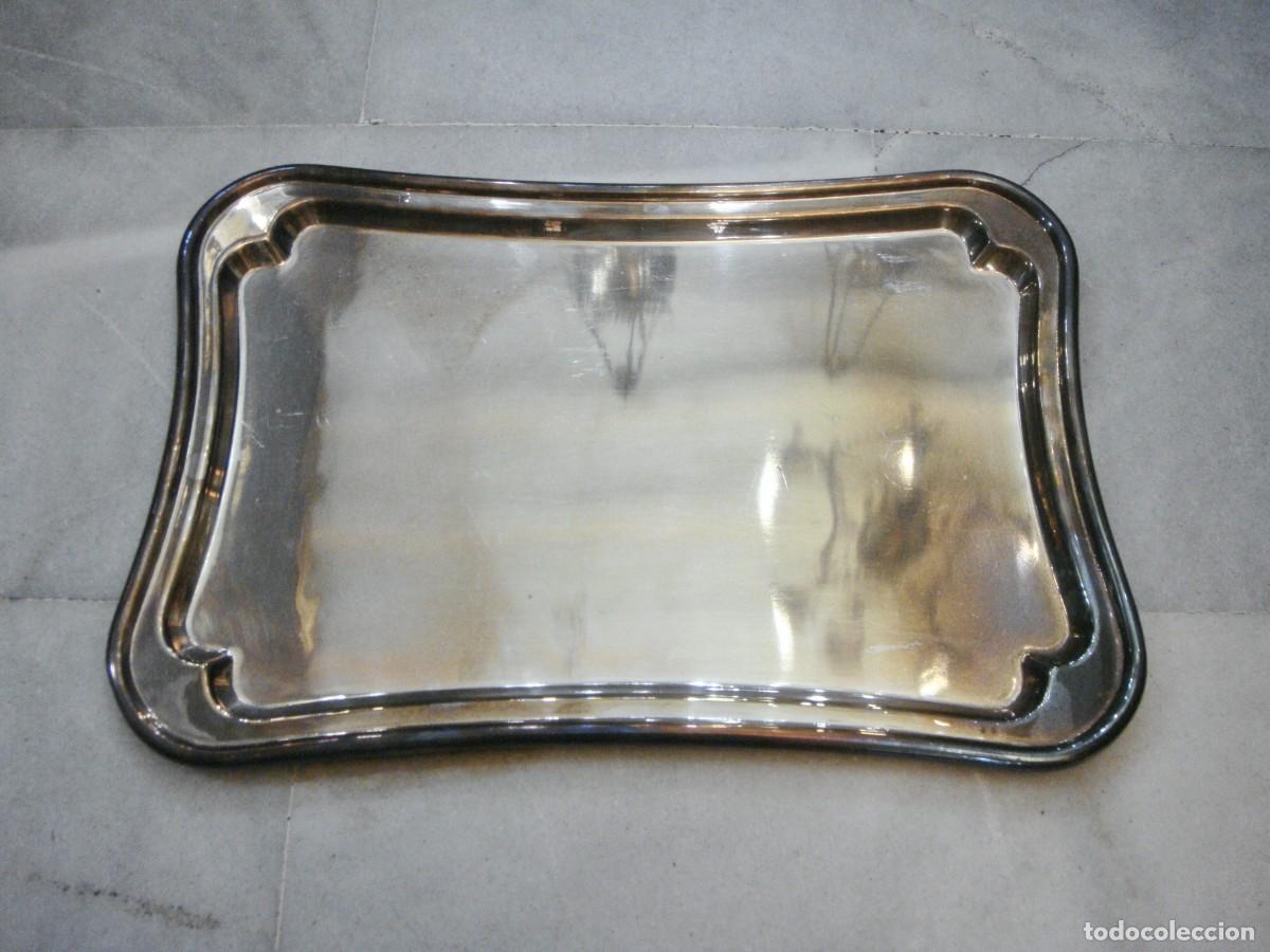Antig&uuml;edades: Bandeja rectangular Meneses &middot; Metal plateado &middot; ca. 1950&ndash;1970 - Foto 2