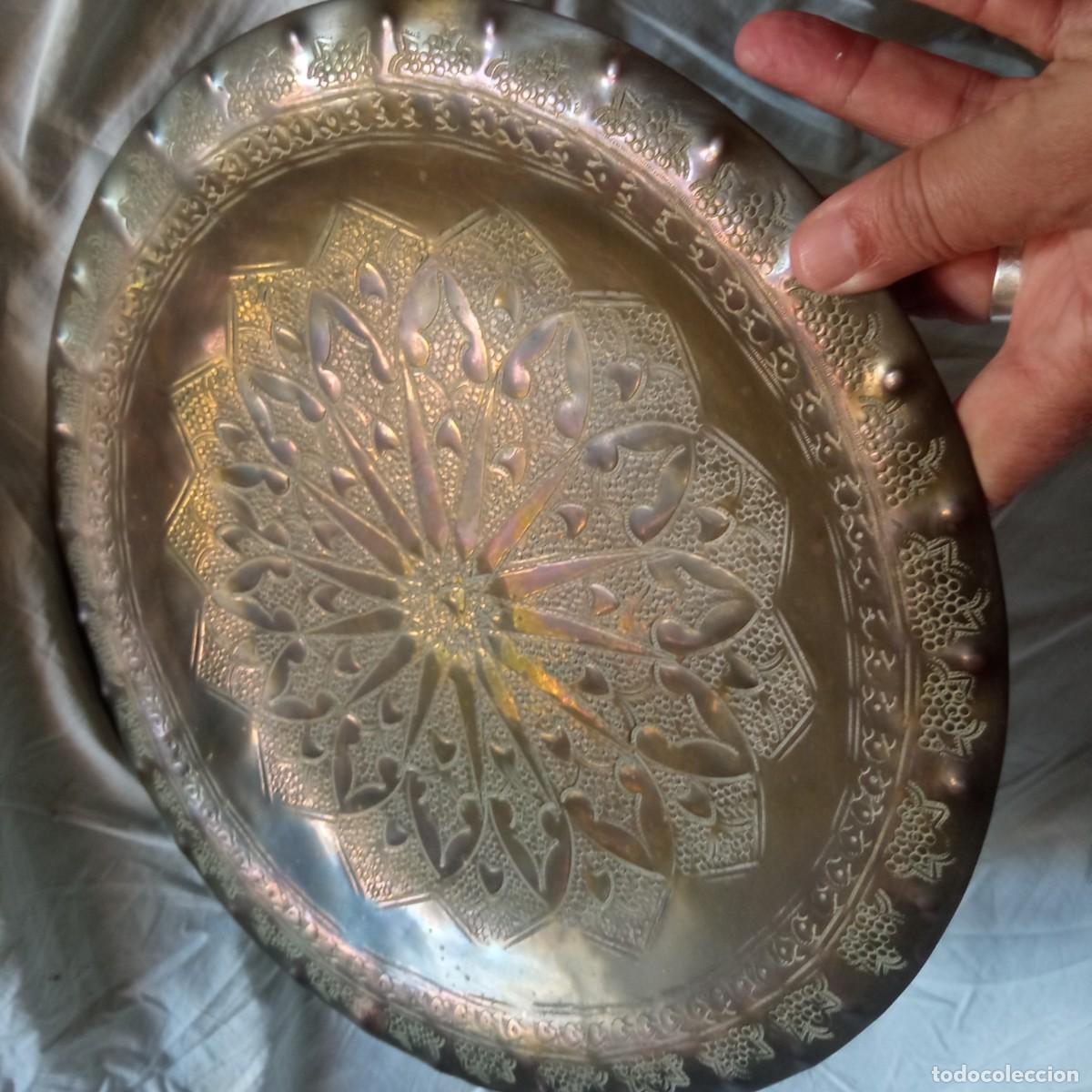 Antig&uuml;edades: plato de bronce o lat&oacute;n decorado - Foto 7