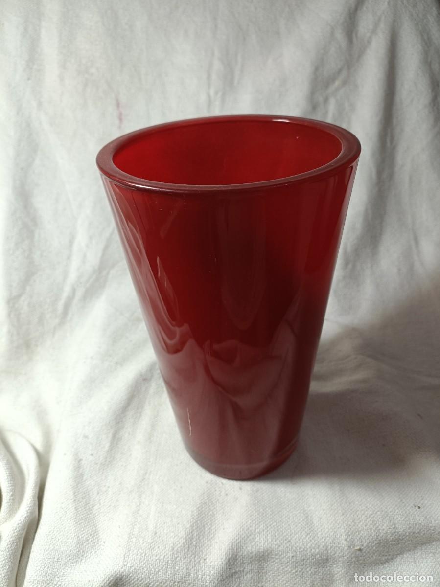 Antig&uuml;edades: Bonito jarr&oacute;n en cristal rojo - Foto 1