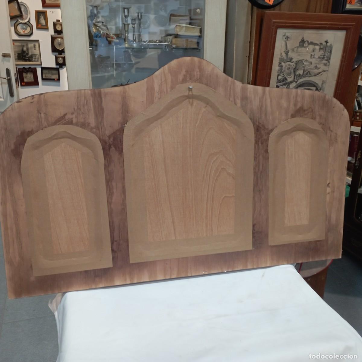 Antig&uuml;edades: triptico religioso de madera - Foto 7