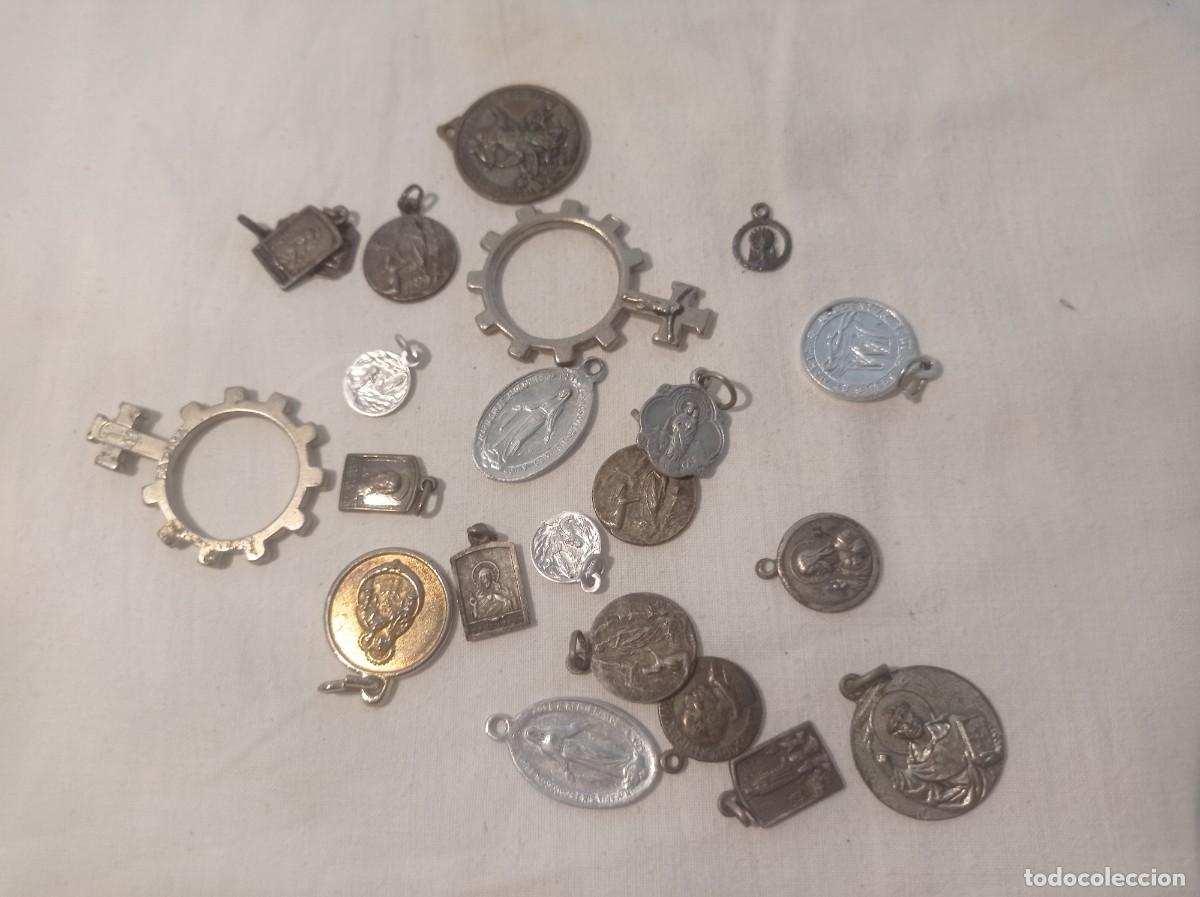 Antig&uuml;edades: Medallas Religiosas antiguas - Foto 1