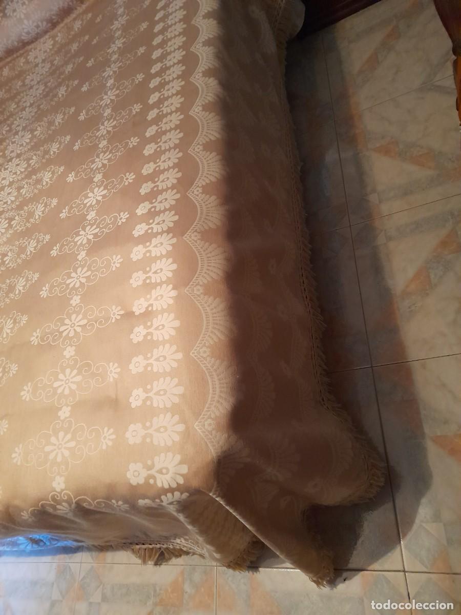 Antig&uuml;edades: Colcha para cama de 1,50 cm - Foto 5