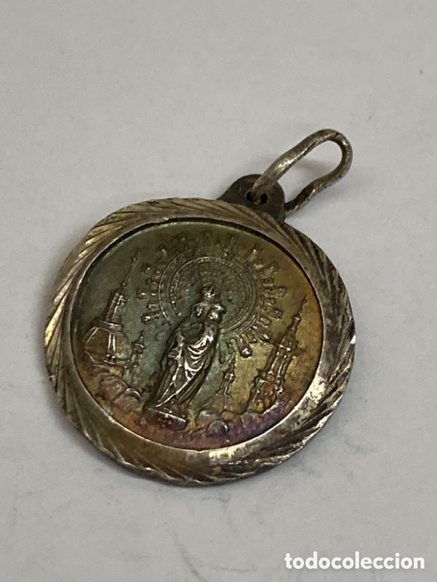 Antig&uuml;edades: Medalla de plata religiosa C73 - Foto 2