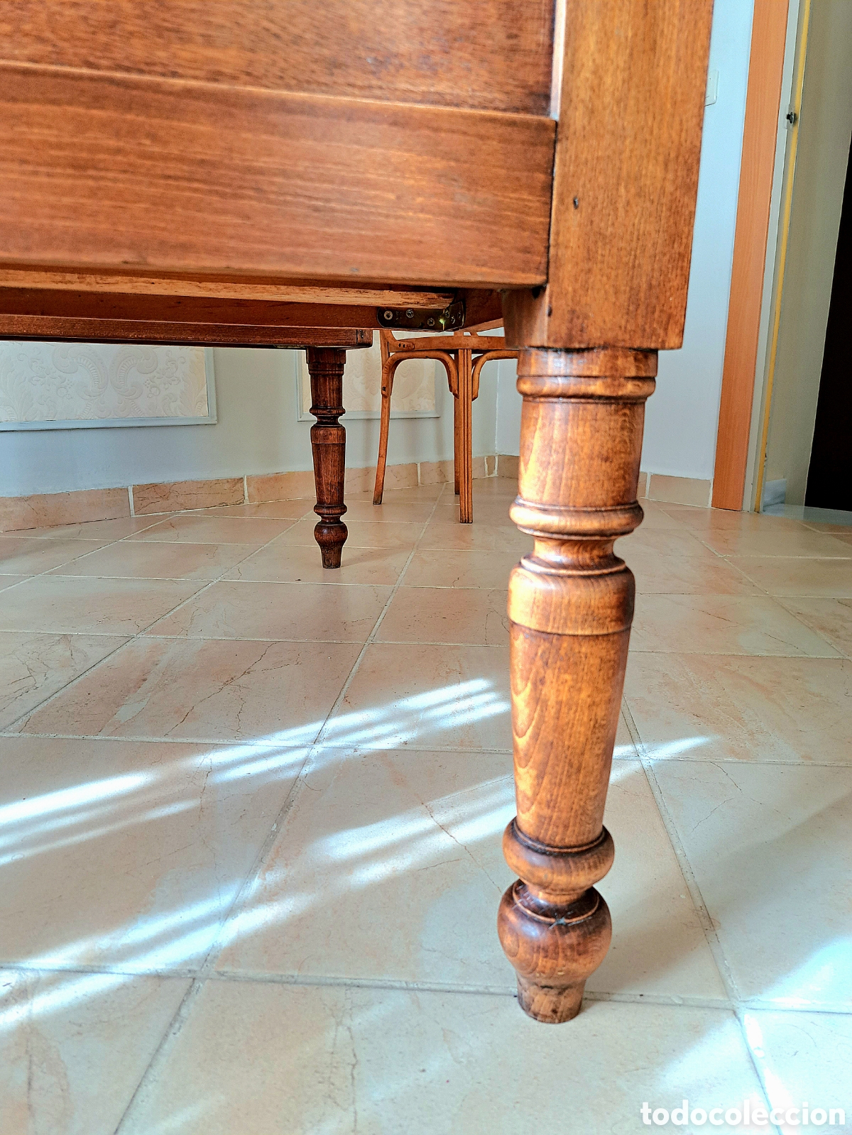 Antig&uuml;edades: Mesa de escritorio restaurada. Entrega en mano - Foto 3