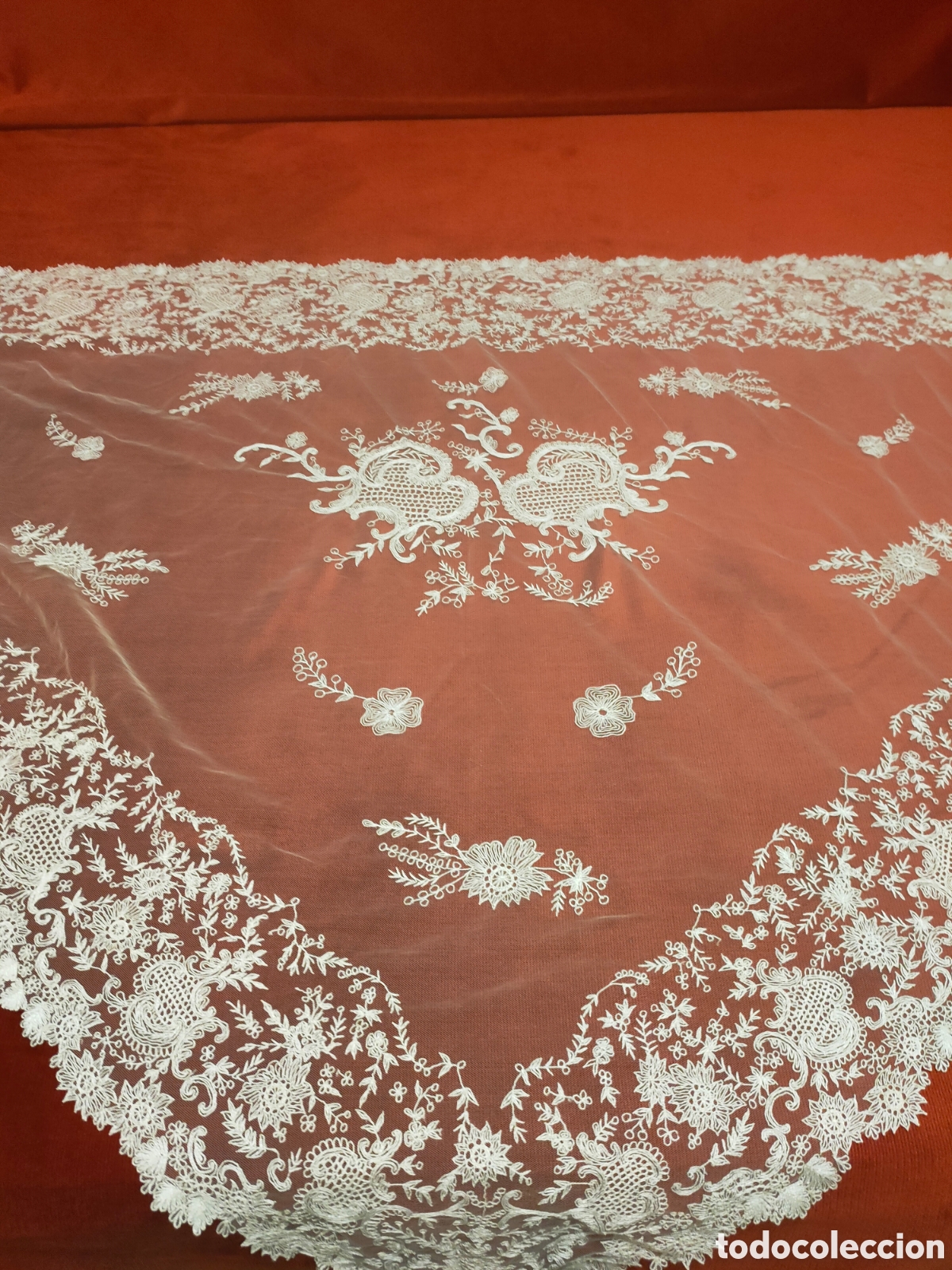 Antig&uuml;edades: Mantilla bordada a mano - Foto 6