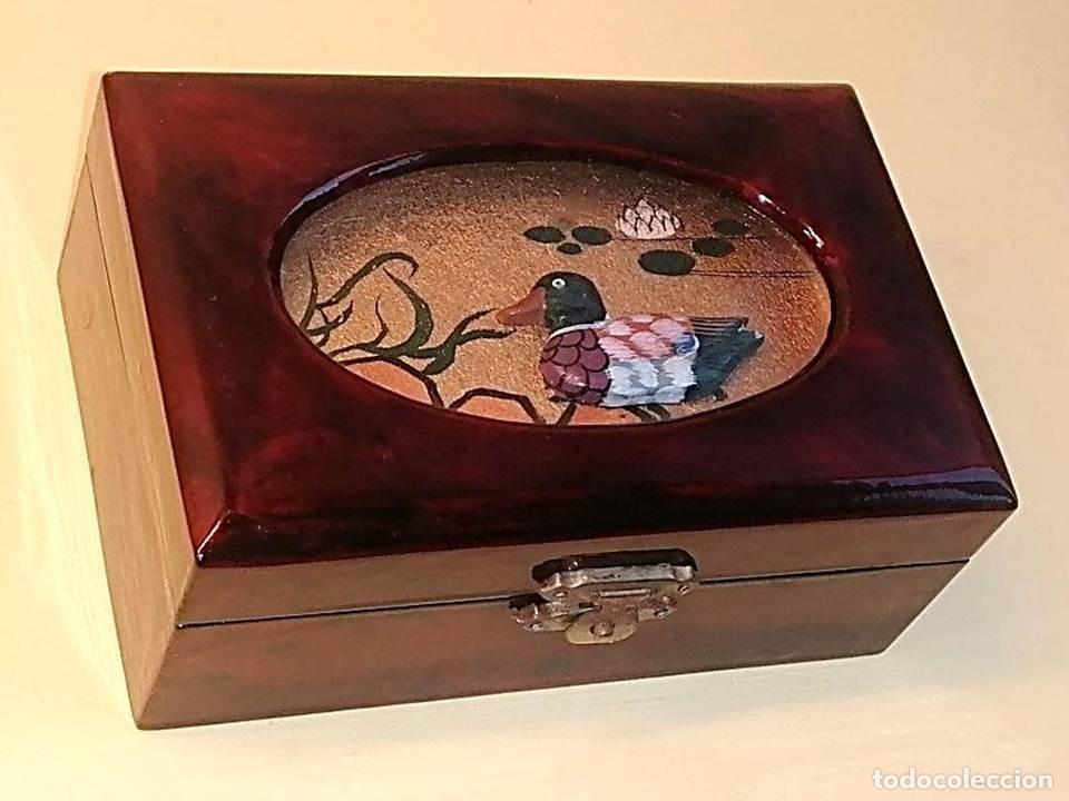 Antig&uuml;edades: CAJA-JOYERO DE LACA CHINA - Foto 1
