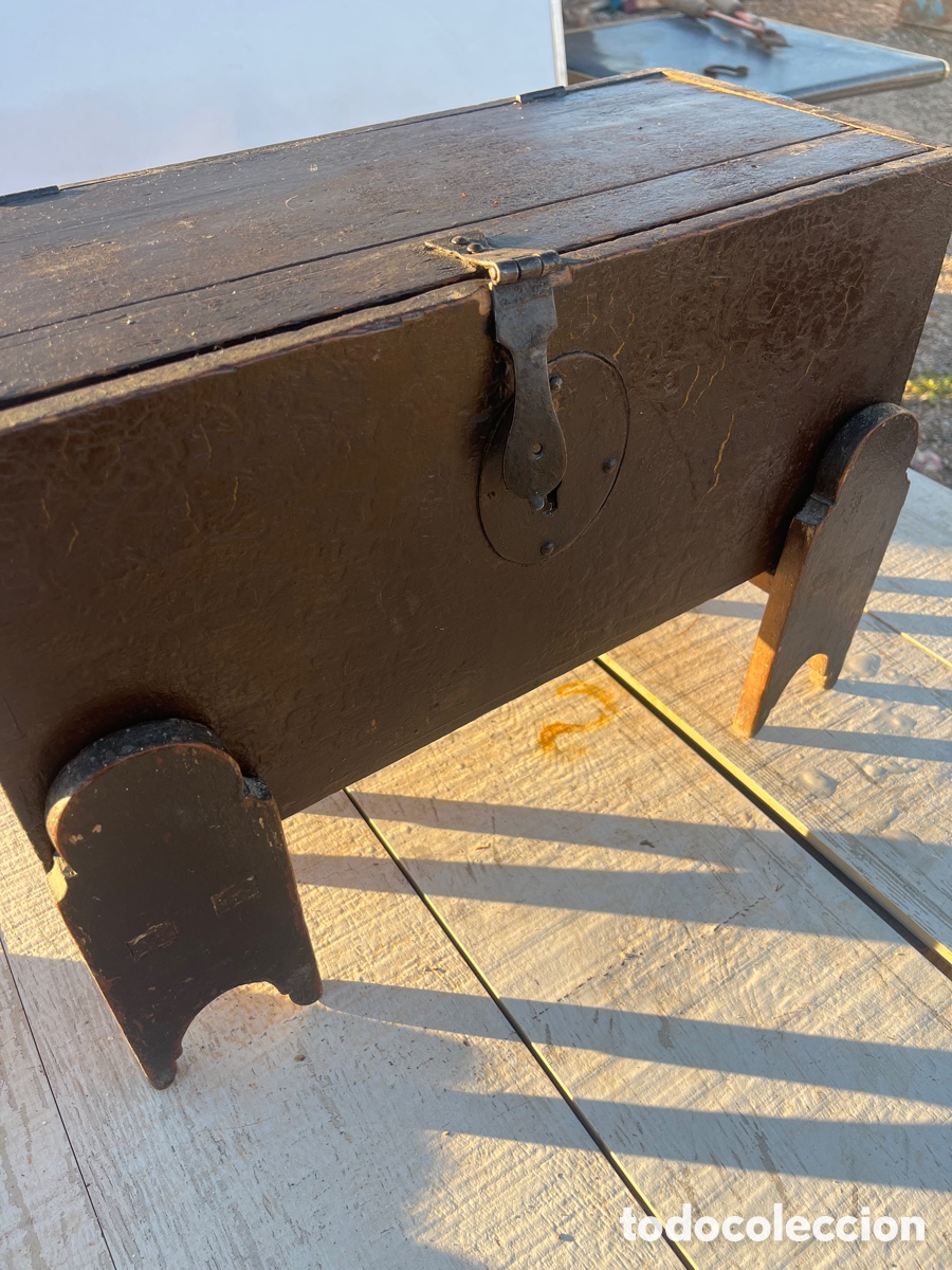 Antig&uuml;edades: Antigua caja de madera - Foto 2