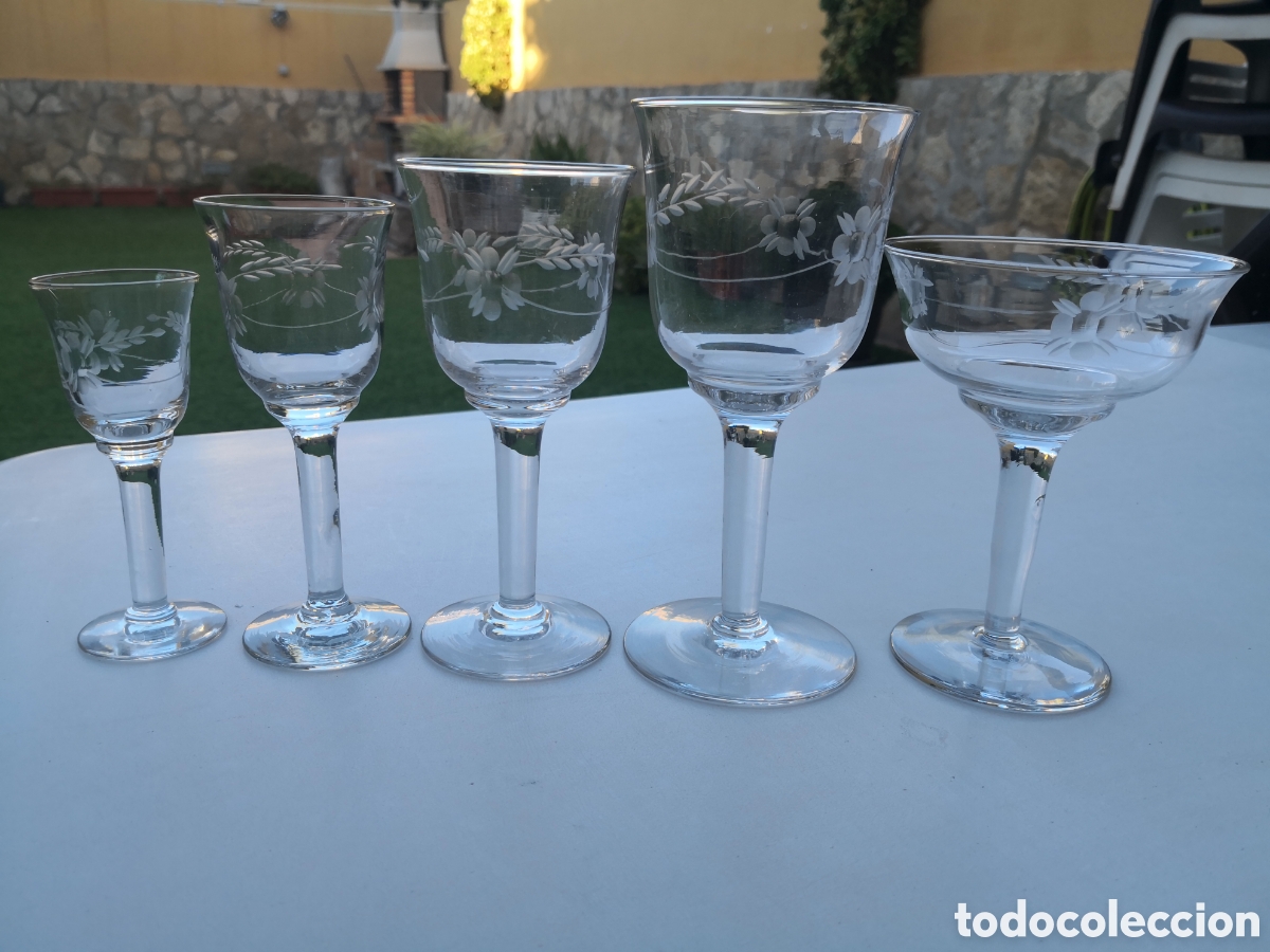 Antig&uuml;edades: Vajilla de copas de vidrio labrado. - Foto 10