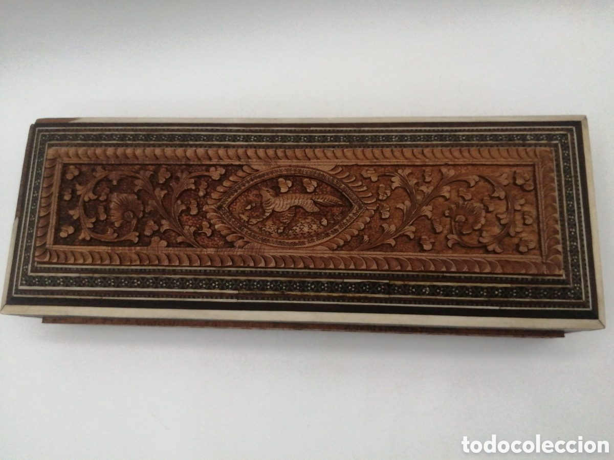 Antig&uuml;edades: Antigua caja rectangular madera de S&aacute;ndalo y taracea - Foto 3