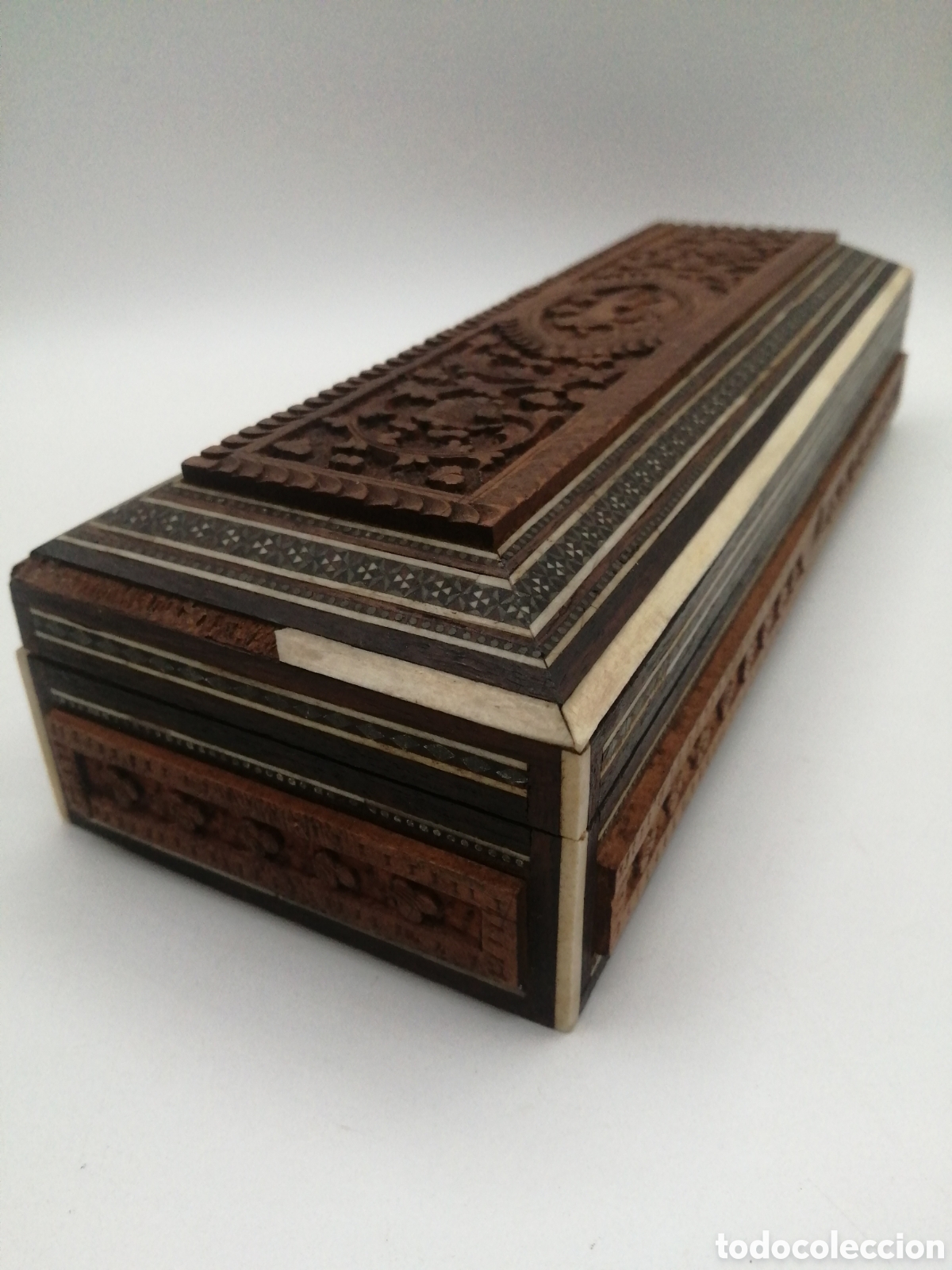 Antig&uuml;edades: Antigua caja rectangular madera de S&aacute;ndalo y taracea - Foto 8