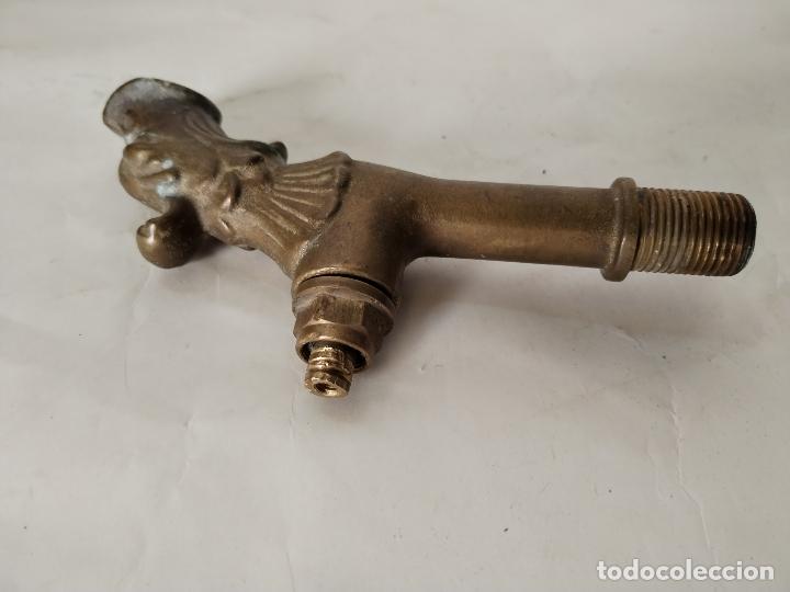 Antig&uuml;edades: dragon grifo de bronce - Foto 3