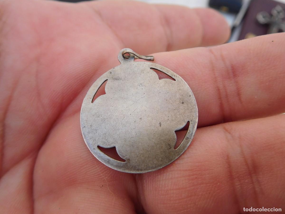 Antig&uuml;edades: Medalla antigua de plata virgen - Foto 3