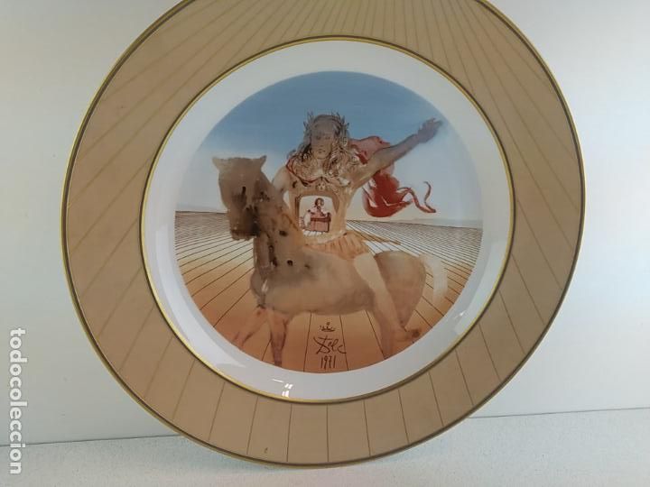 Antig&uuml;edades: Antiguo gran plato de Dal&iacute;, serie limitada, numerado - Foto 1