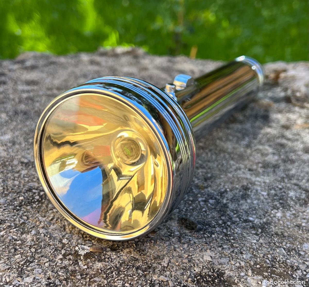 Antig&uuml;edades: Gran linterna cromada marca Winchester - 26 cms. de longitud - Foto 2