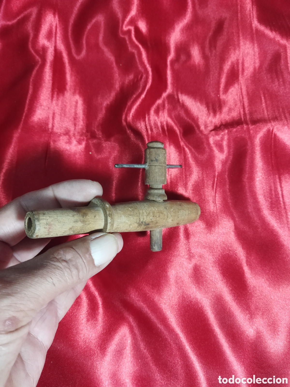 Antig&uuml;edades: Grifo de madera de tonel - Foto 2