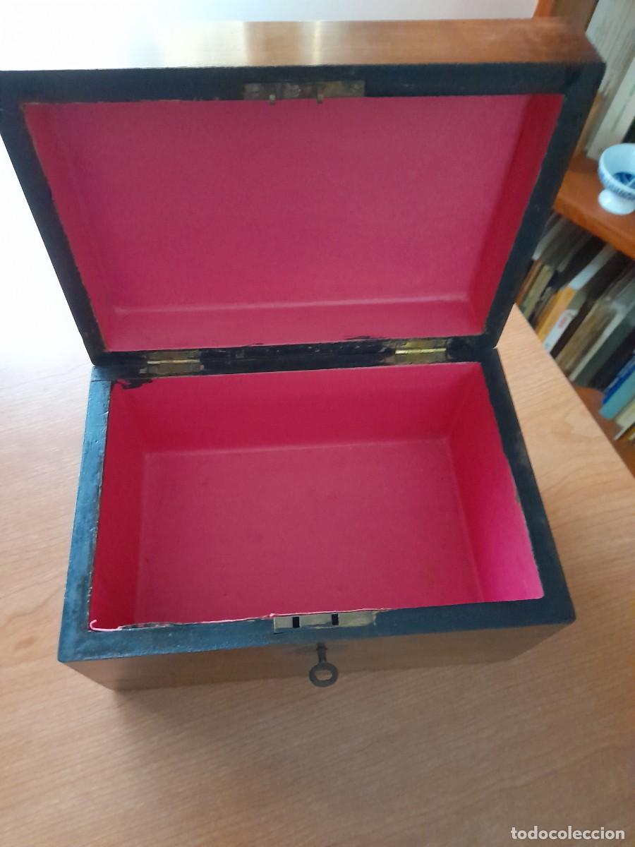 Antig&uuml;edades: Caja de caoba - Foto 2