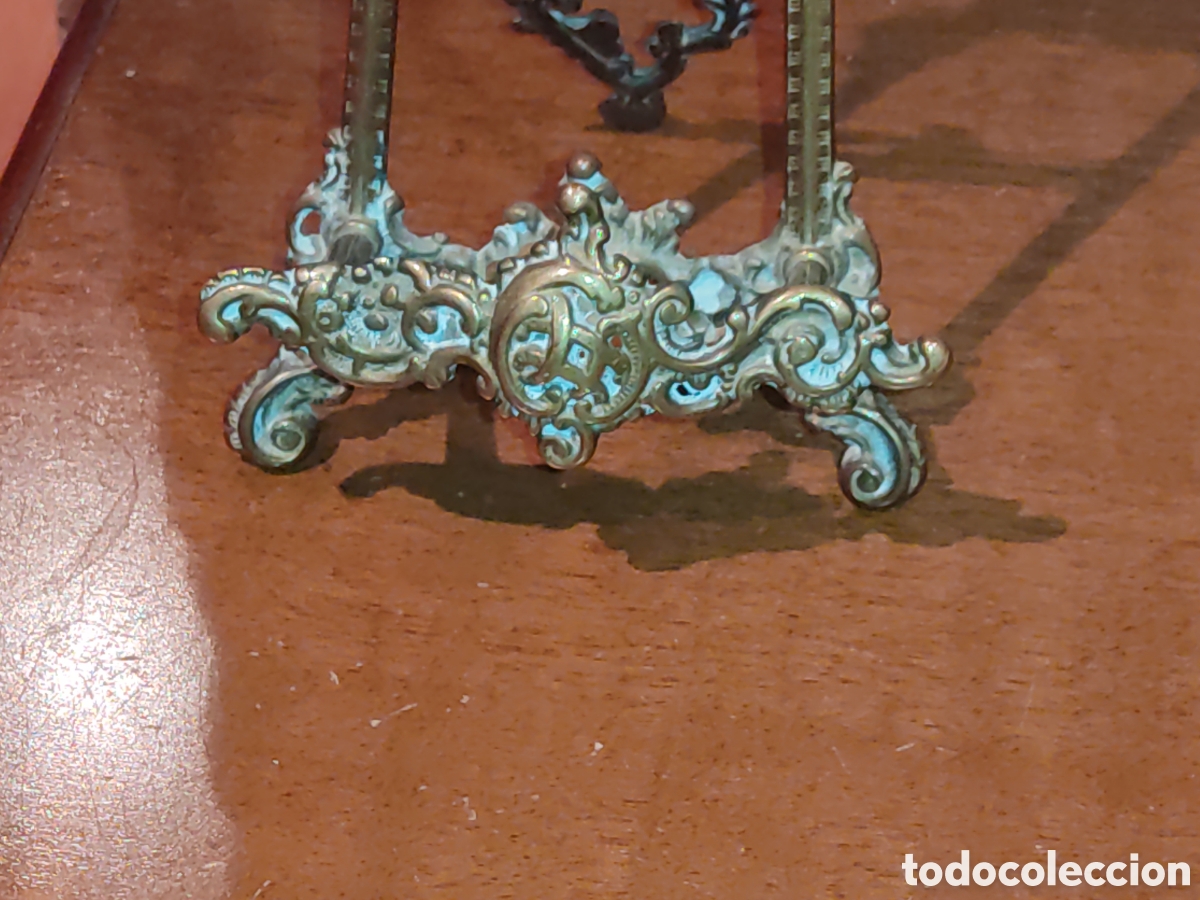Antig&uuml;edades: Atril antiguo de bronce. - Foto 4