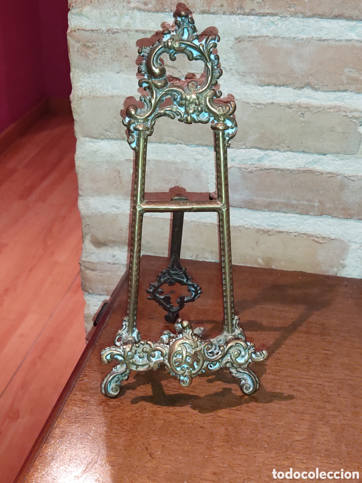 Antig&uuml;edades: Atril antiguo de bronce. - Foto 1