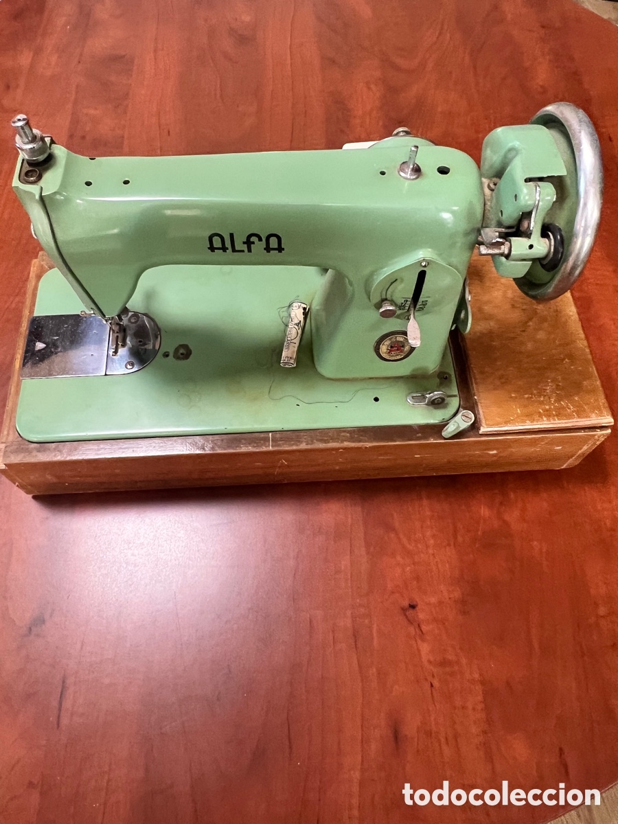 máquina de coser alfa con el cabezal y mueble - Compra venta en  todocoleccion