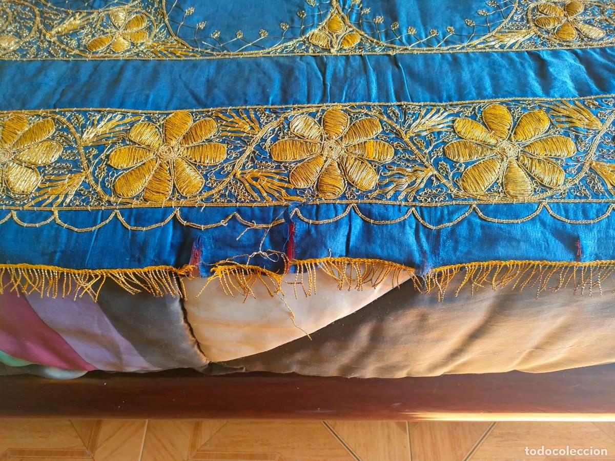 Antig&uuml;edades: Manto seda bordada hilo de oro antigua - Foto 8