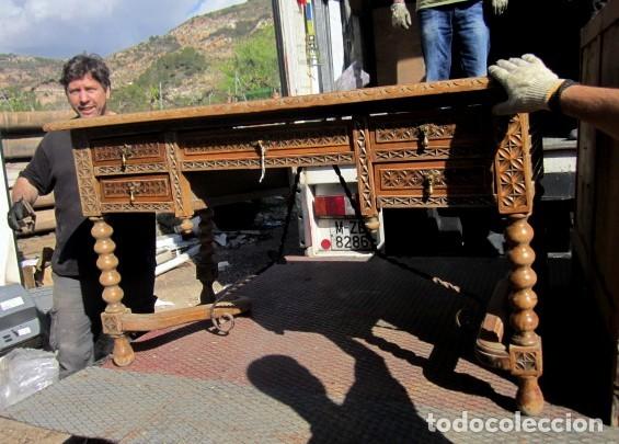 Antig&uuml;edades: Mesa de despacho tallada, para restaurar, escritorio - Foto 2