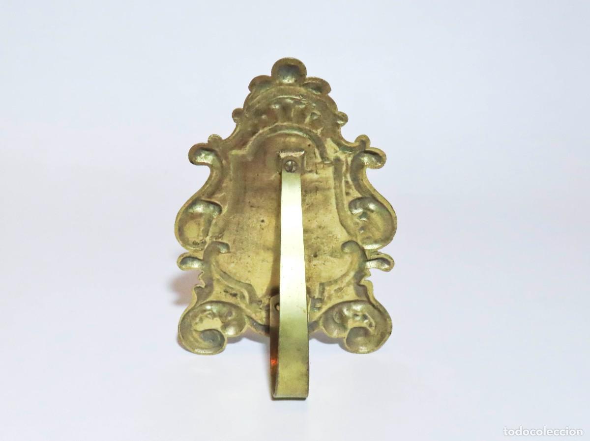Antig&uuml;edades: ANTIGUO PORTAPAZ DE BRONCE - Foto 2