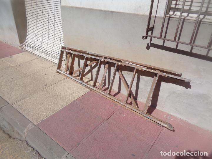 Antig&uuml;edades: ANTIGUA ESCALERA DE PINTOR - Foto 5