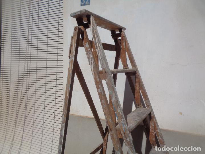 Antig&uuml;edades: ANTIGUA ESCALERA DE PINTOR - Foto 1